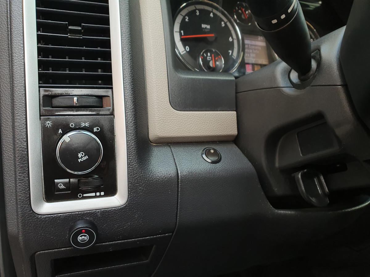 DODGE RAM 1500 4.7 V8 SPORT OFFROAD AUTO