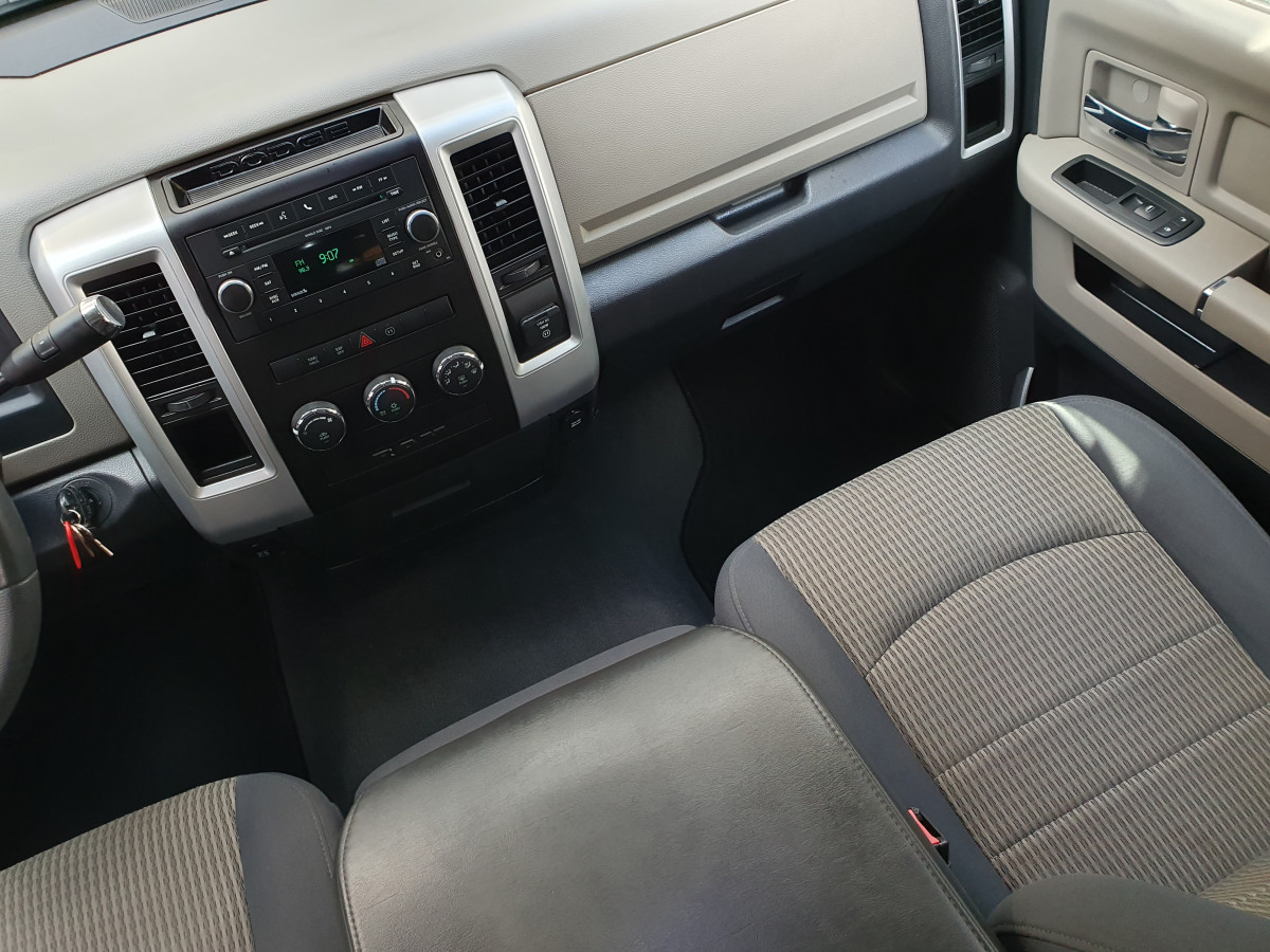 DODGE RAM 1500 4.7 V8 SPORT OFFROAD AUTO