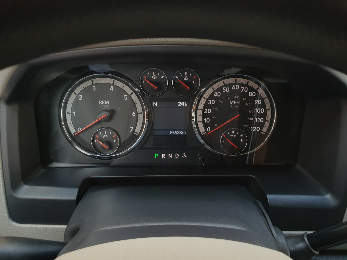 DODGE RAM 1500 4.7 V8 SPORT OFFROAD AUTO