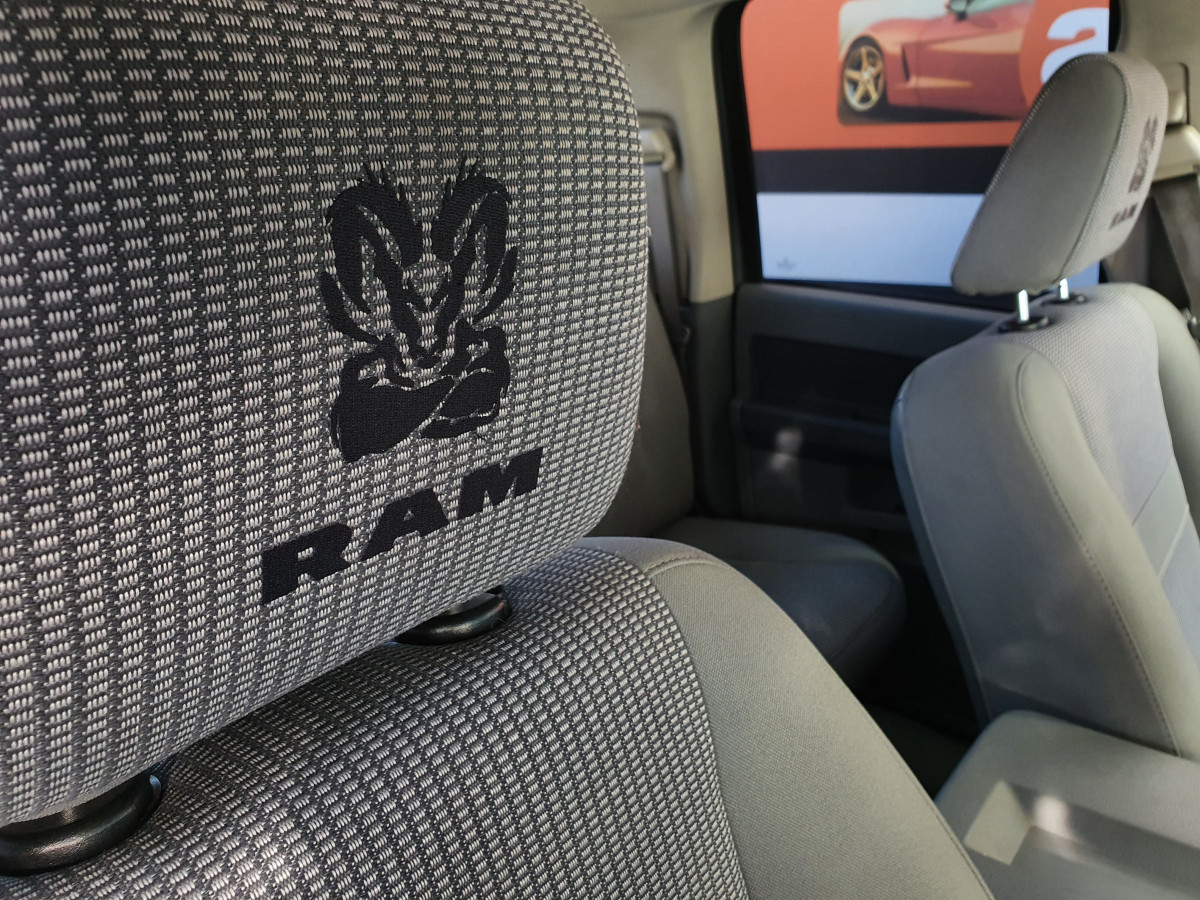 DODGE RAM 1500 4.7L V8 MAGNUM AUTO