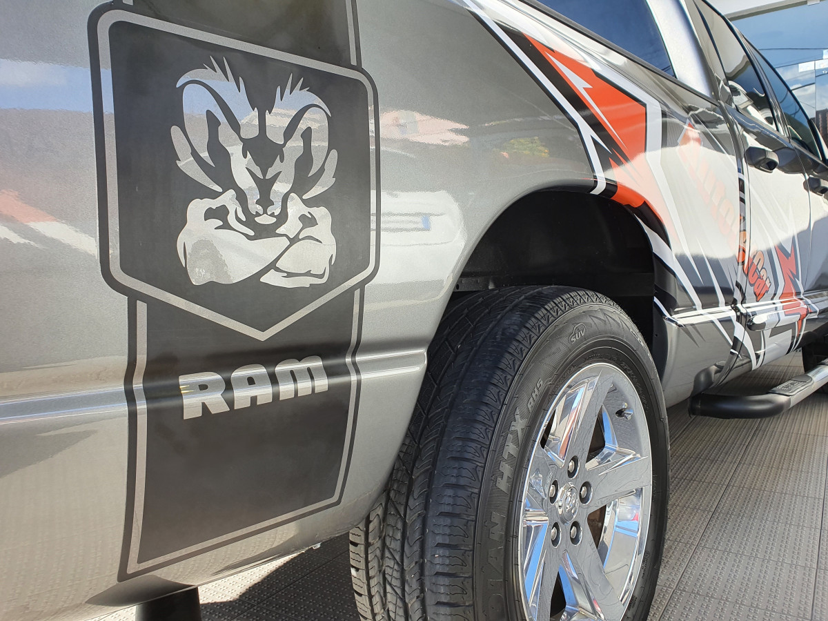 DODGE RAM 1500 4.7L V8 MAGNUM AUTO