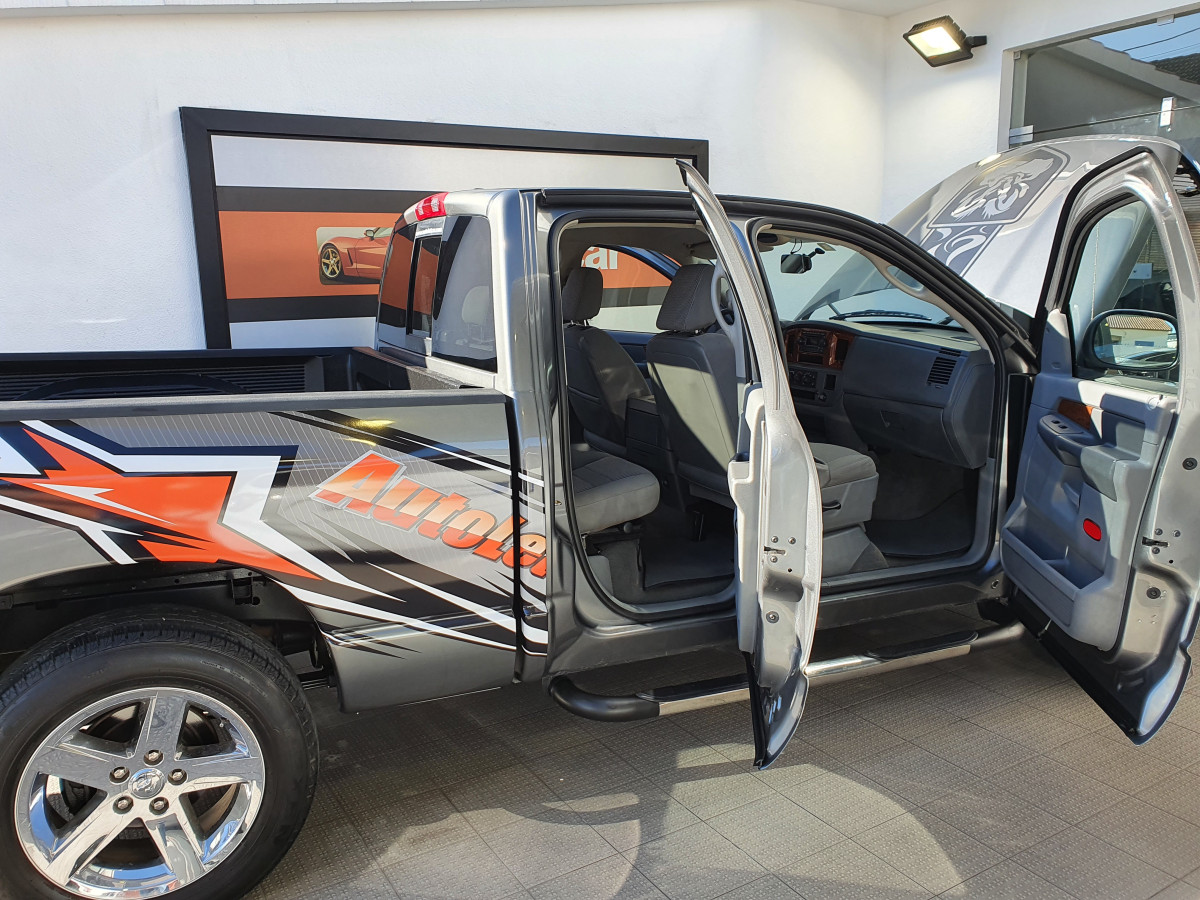 DODGE RAM 1500 4.7L V8 MAGNUM AUTO