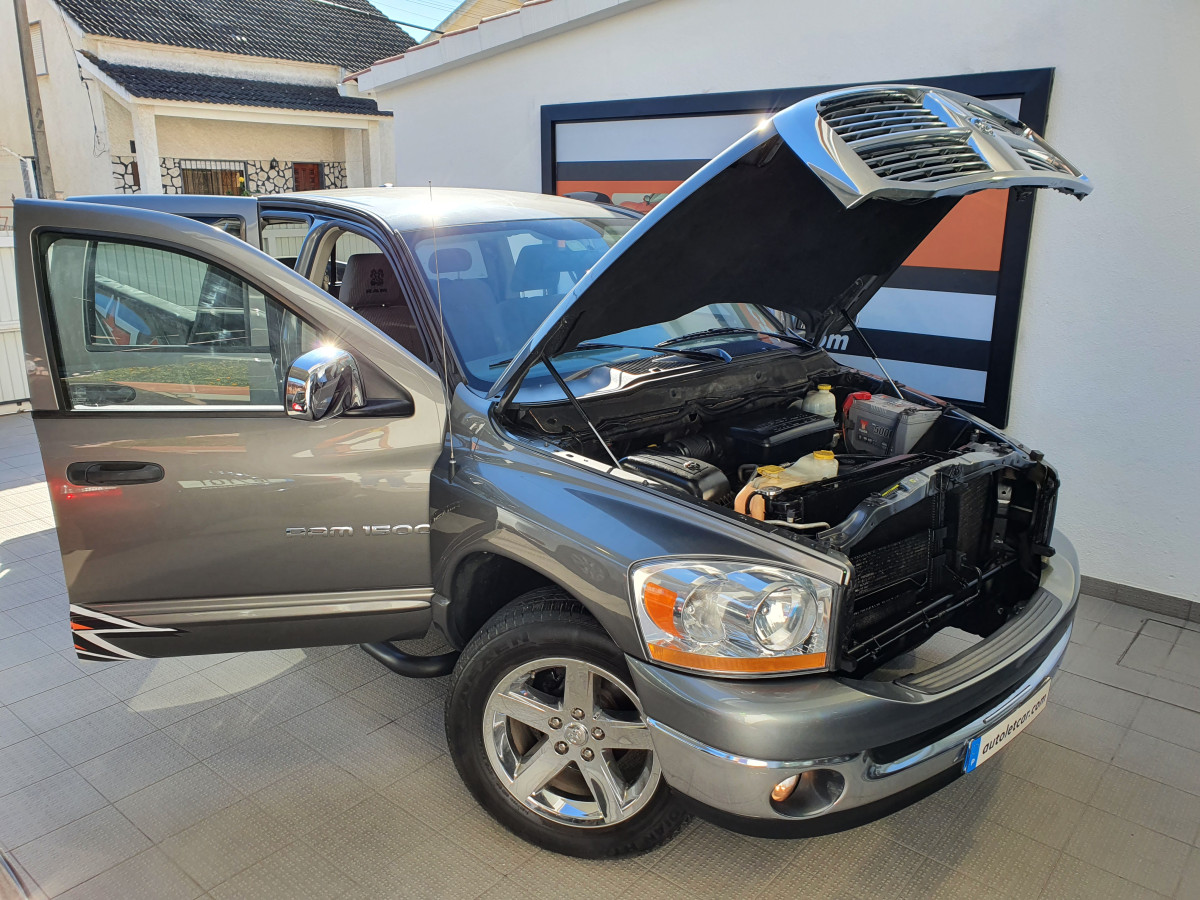 DODGE RAM 1500 4.7L V8 MAGNUM AUTO