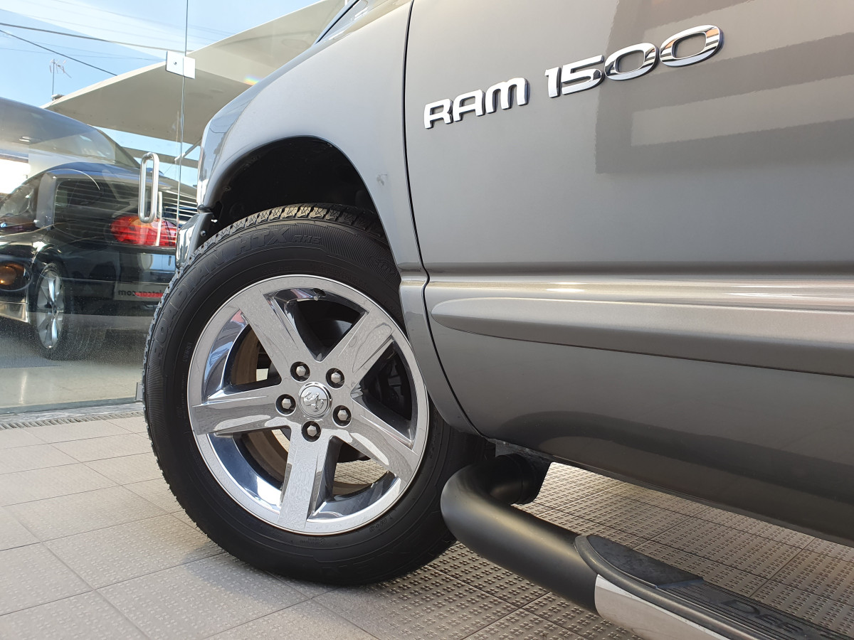 DODGE RAM 1500 4.7L V8 MAGNUM AUTO