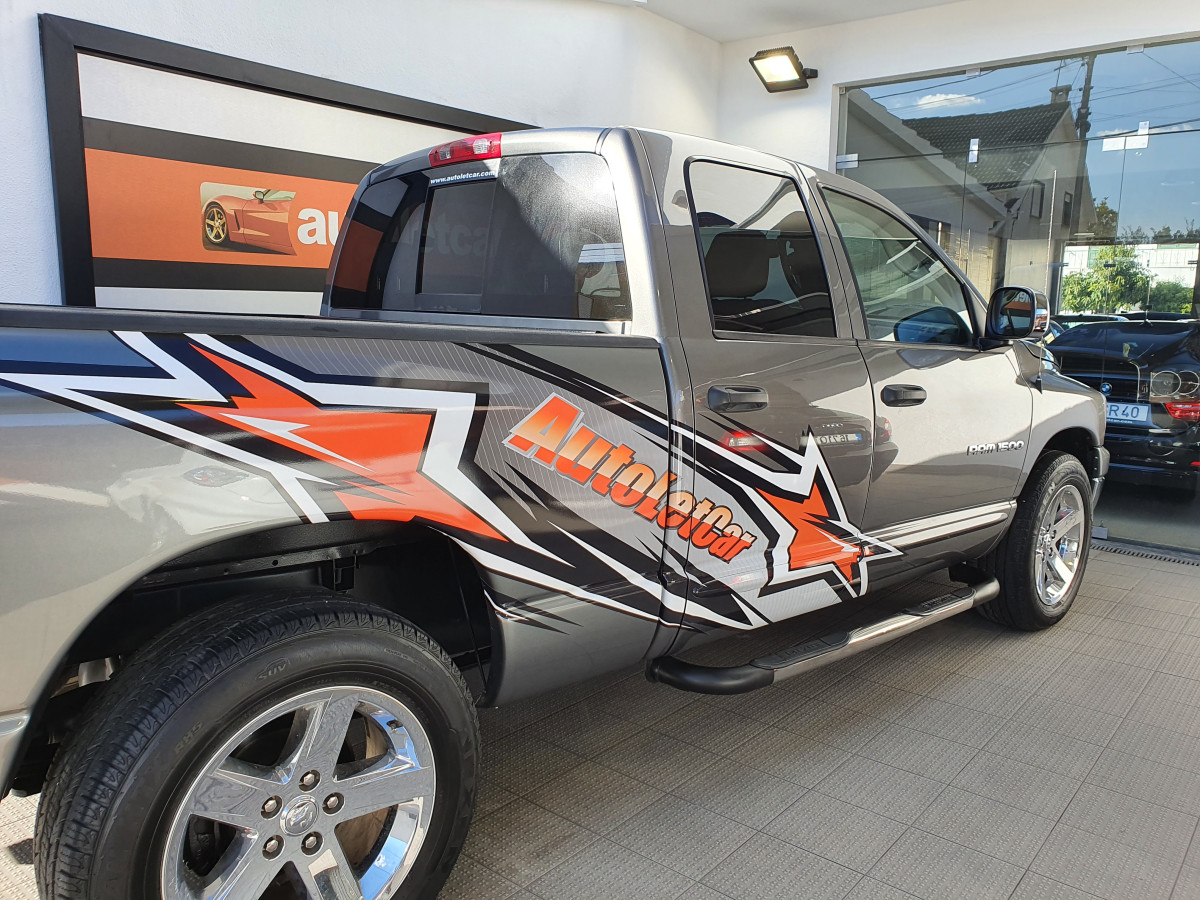 DODGE RAM 1500 4.7L V8 MAGNUM AUTO