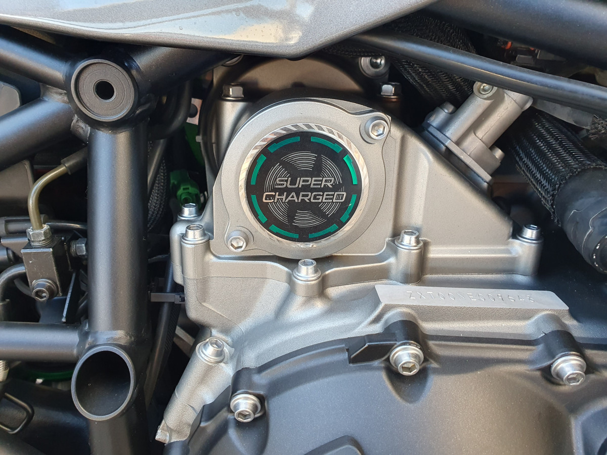KAWASAKI NINJA H2 SX SE PLUS