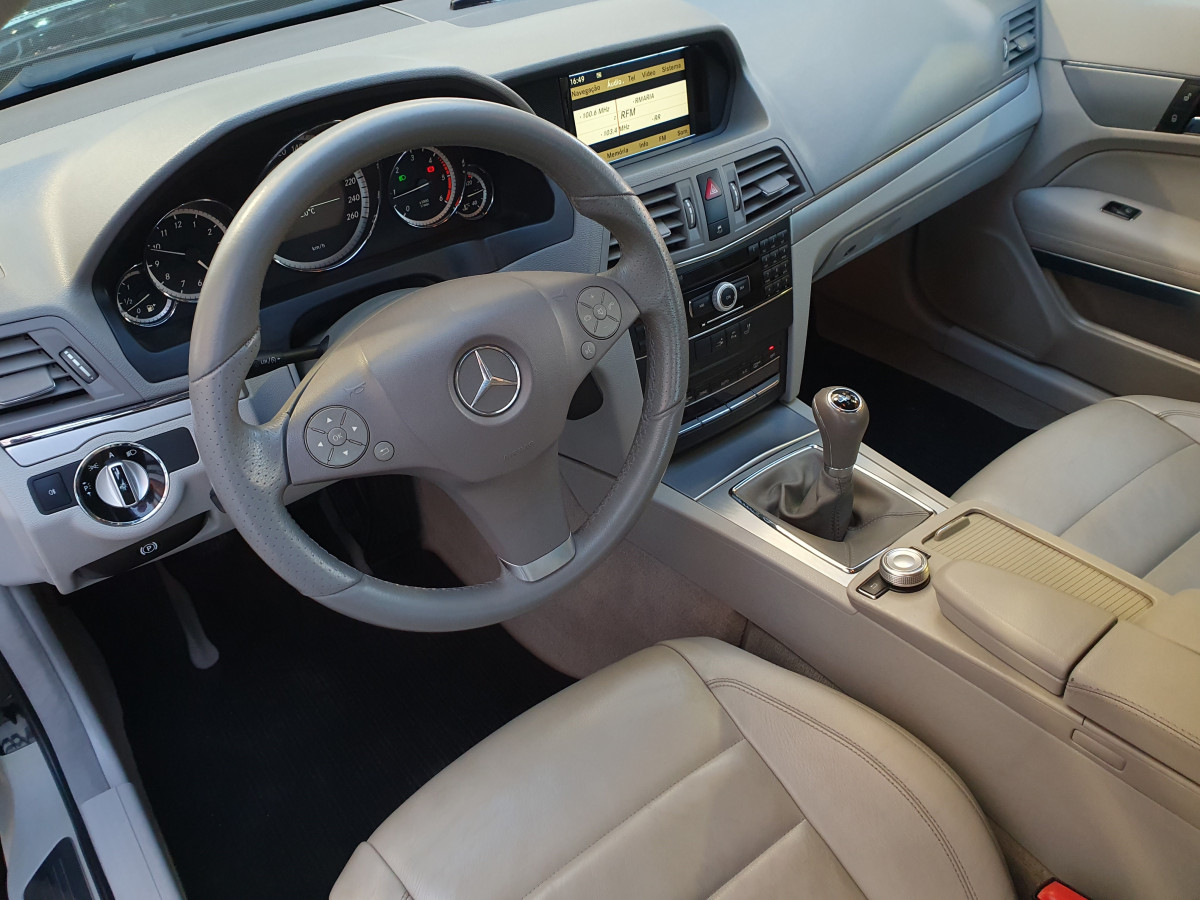 MERCEDES E 220 CDI CABRIO AVANTEGARDE