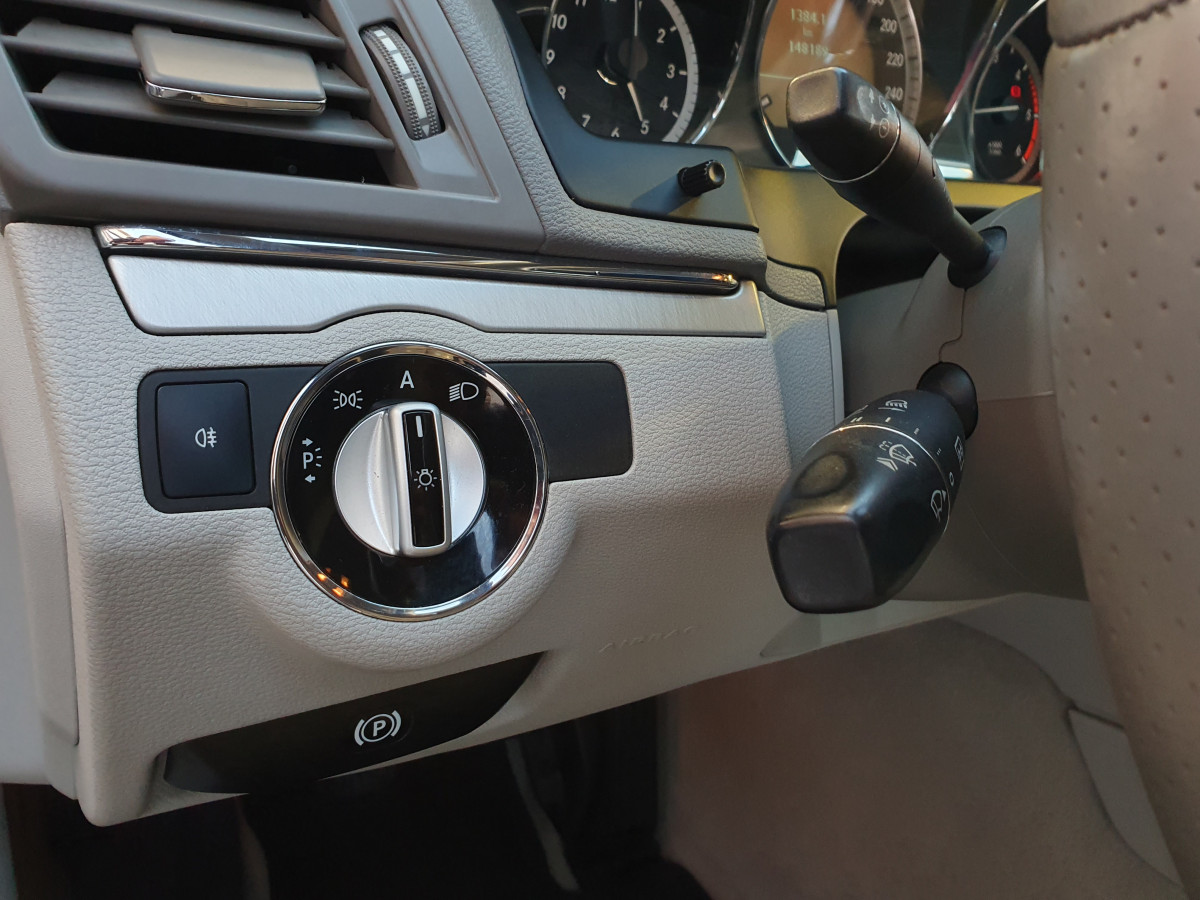 MERCEDES E 220 CDI CABRIO AVANTEGARDE