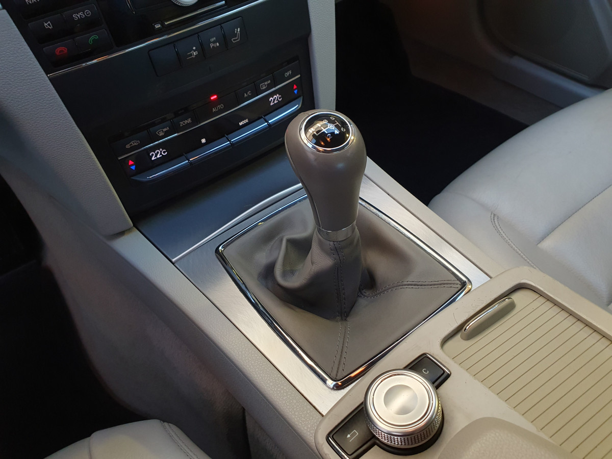 MERCEDES E 220 CDI CABRIO AVANTEGARDE