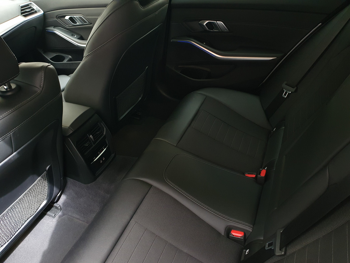 BMW 320 D TOURING SPORT LINE AUTO
