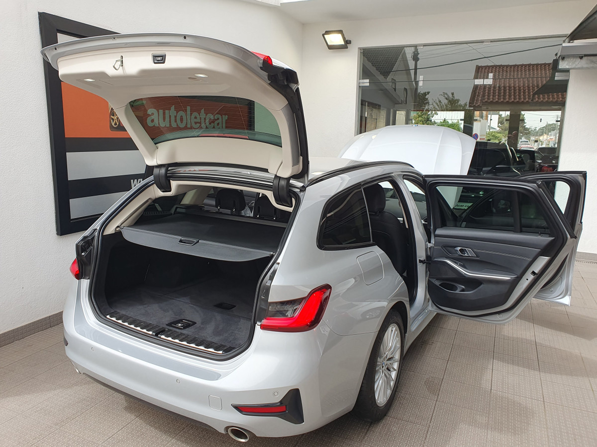 BMW 320 D TOURING SPORT LINE AUTO