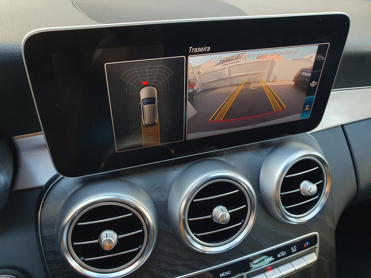 MERCEDES C 220 D STATION AMG LINE AUTO