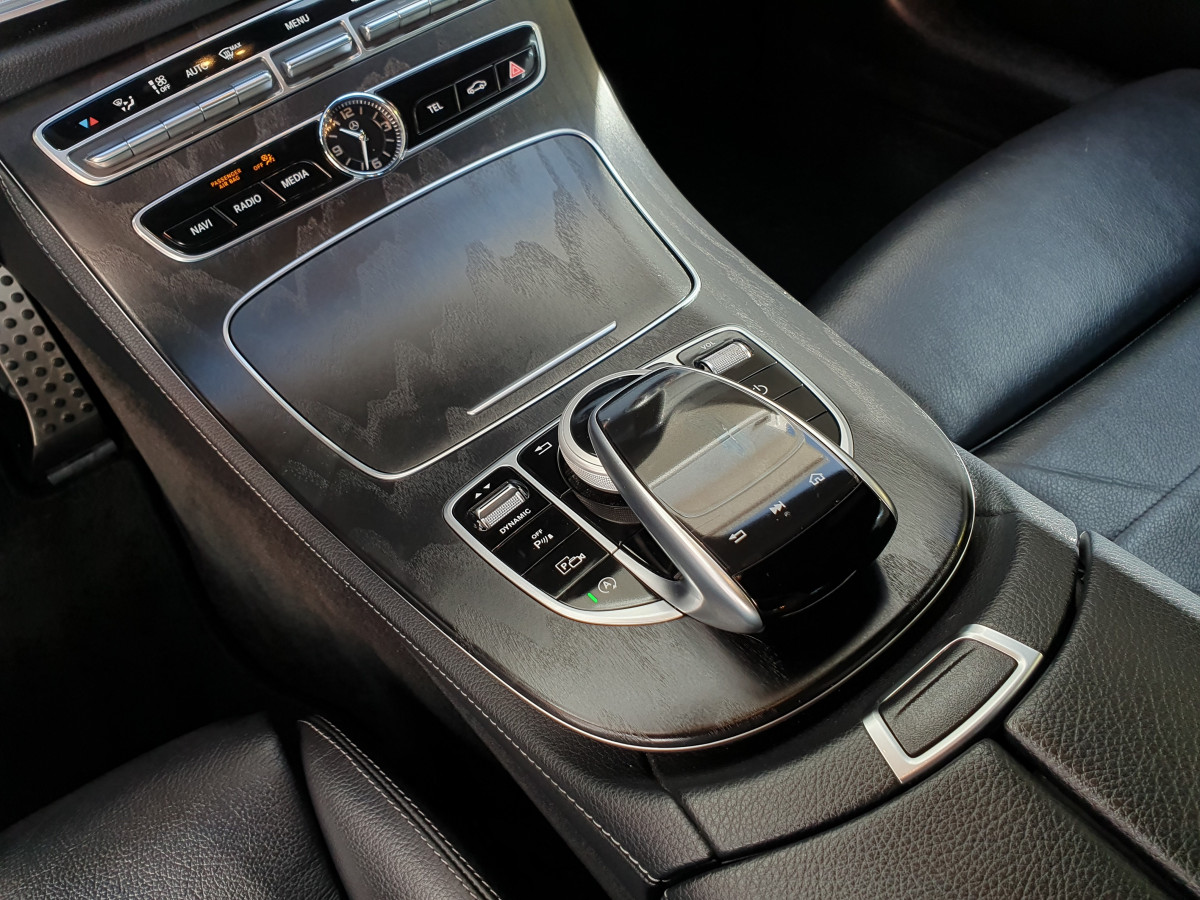 MERCEDES E 220 D COUPE AMG LINE AUTO