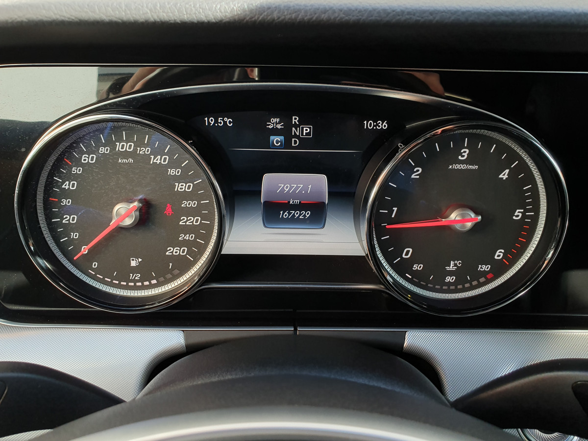 MERCEDES E 220 D COUPE AMG LINE AUTO