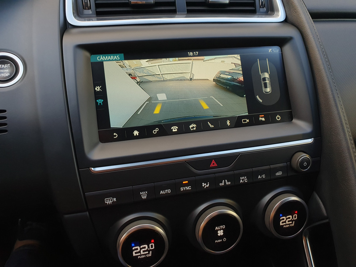 JAGUAR E-PACE 2.0 I4D R-DYNAMIC S