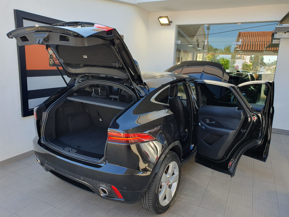 JAGUAR E-PACE 2.0 I4D R-DYNAMIC S