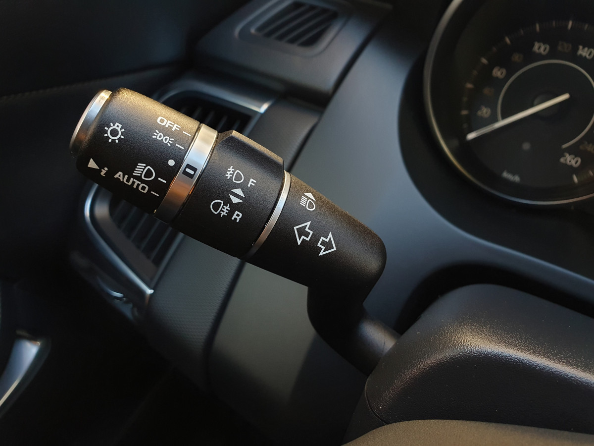 JAGUAR E-PACE 2.0 I4D R-DYNAMIC S