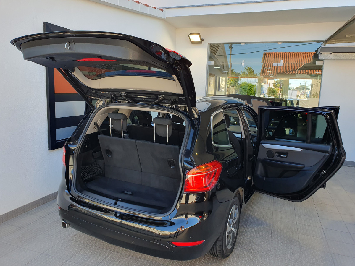 BMW 216 D GRAN TOURER 7L ADVANTAGE