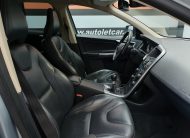 VOLVO XC60 2.0 D4 R-DESIGN