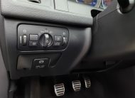 VOLVO XC60 2.0 D4 R-DESIGN