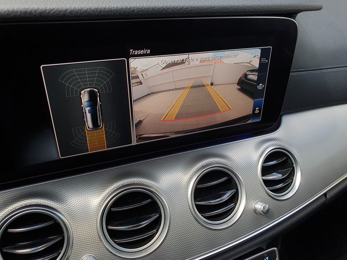 MERCEDES E 220 D STATION AVANTGARDE AUTO