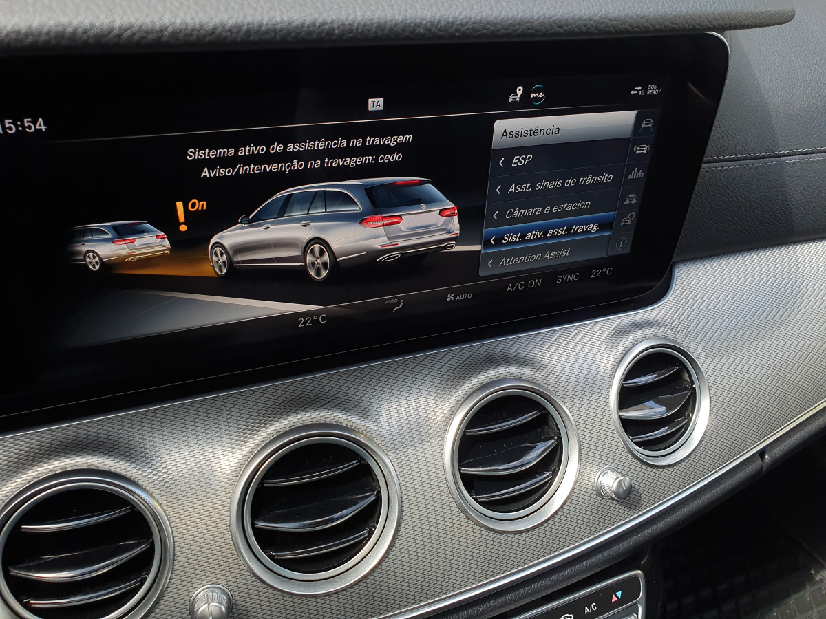 MERCEDES E 220 D STATION AVANTGARDE AUTO