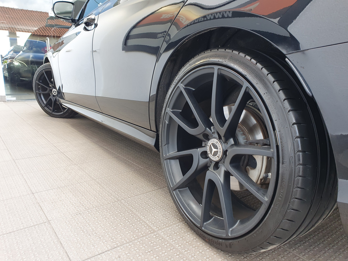 MERCEDES E 220 D STATION AVANTGARDE AUTO