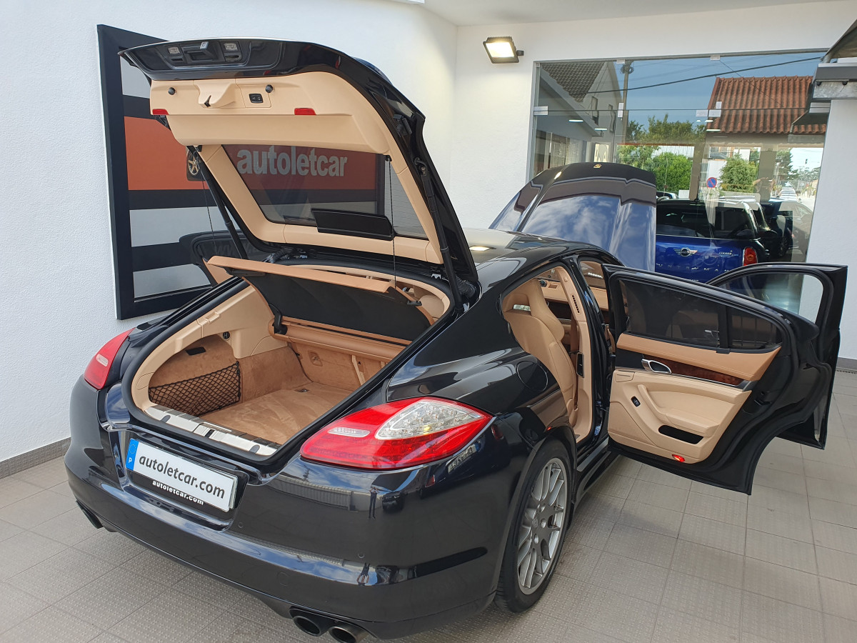 PORSCHE PANAMERA S HYBRID