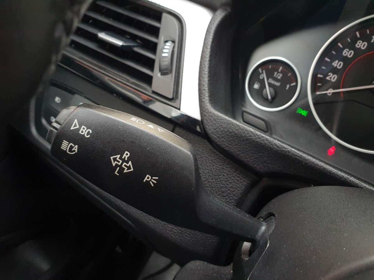 BMW 320 D A TOURING PACK M AUTO