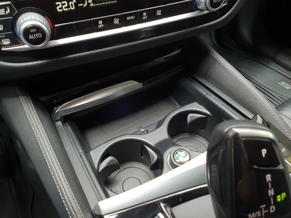 BMW 525 D A TOURING LUXURY LINE AUTO