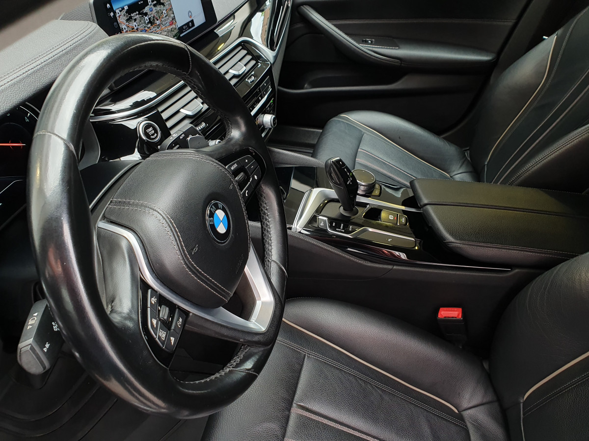 BMW 525 D A TOURING LUXURY LINE AUTO