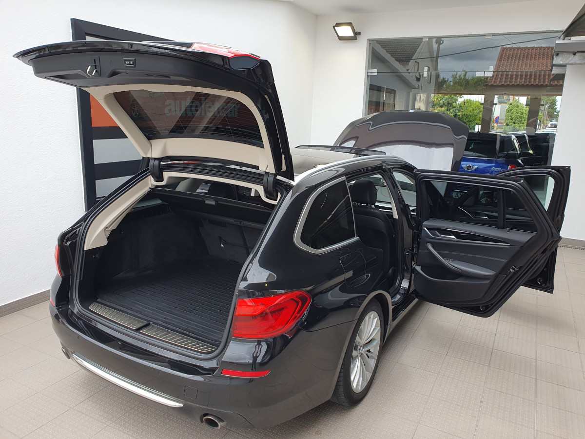 BMW 525 D A TOURING LUXURY LINE AUTO