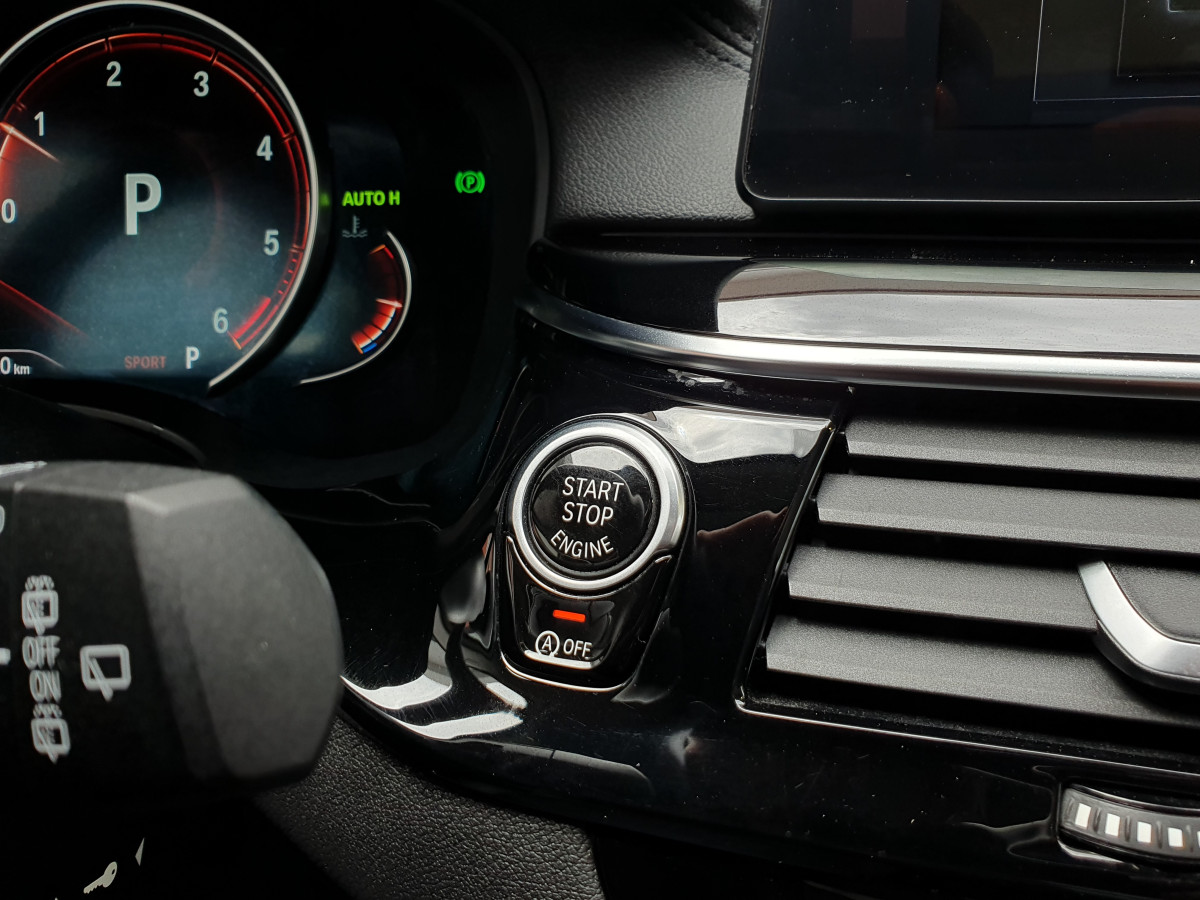 BMW 525 D A TOURING LUXURY LINE AUTO