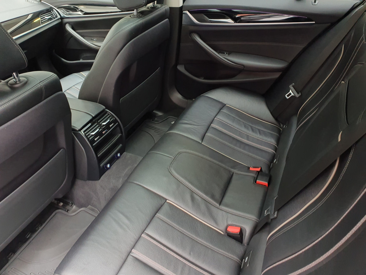 BMW 525 D A TOURING LUXURY LINE AUTO