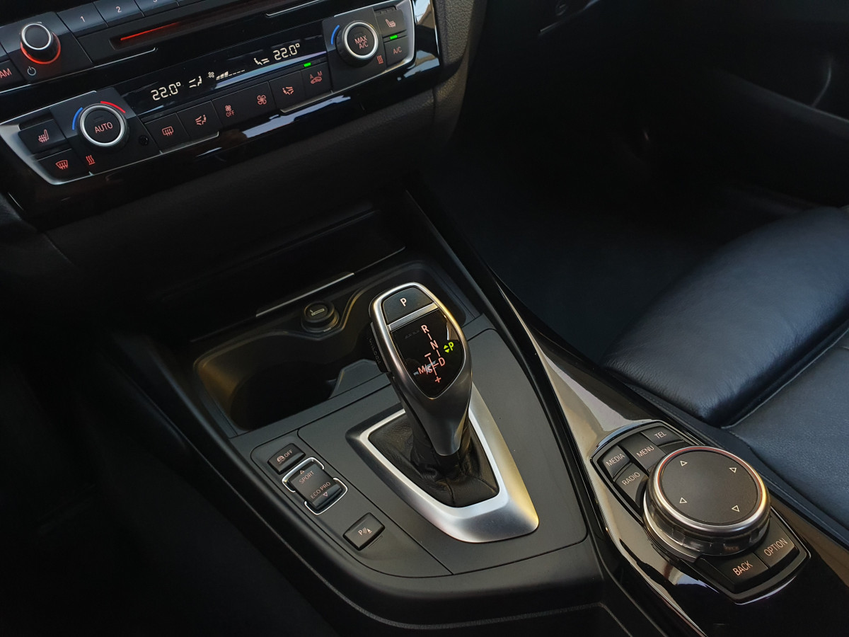 BMW 228 I XDRIVE SPORT AUTO