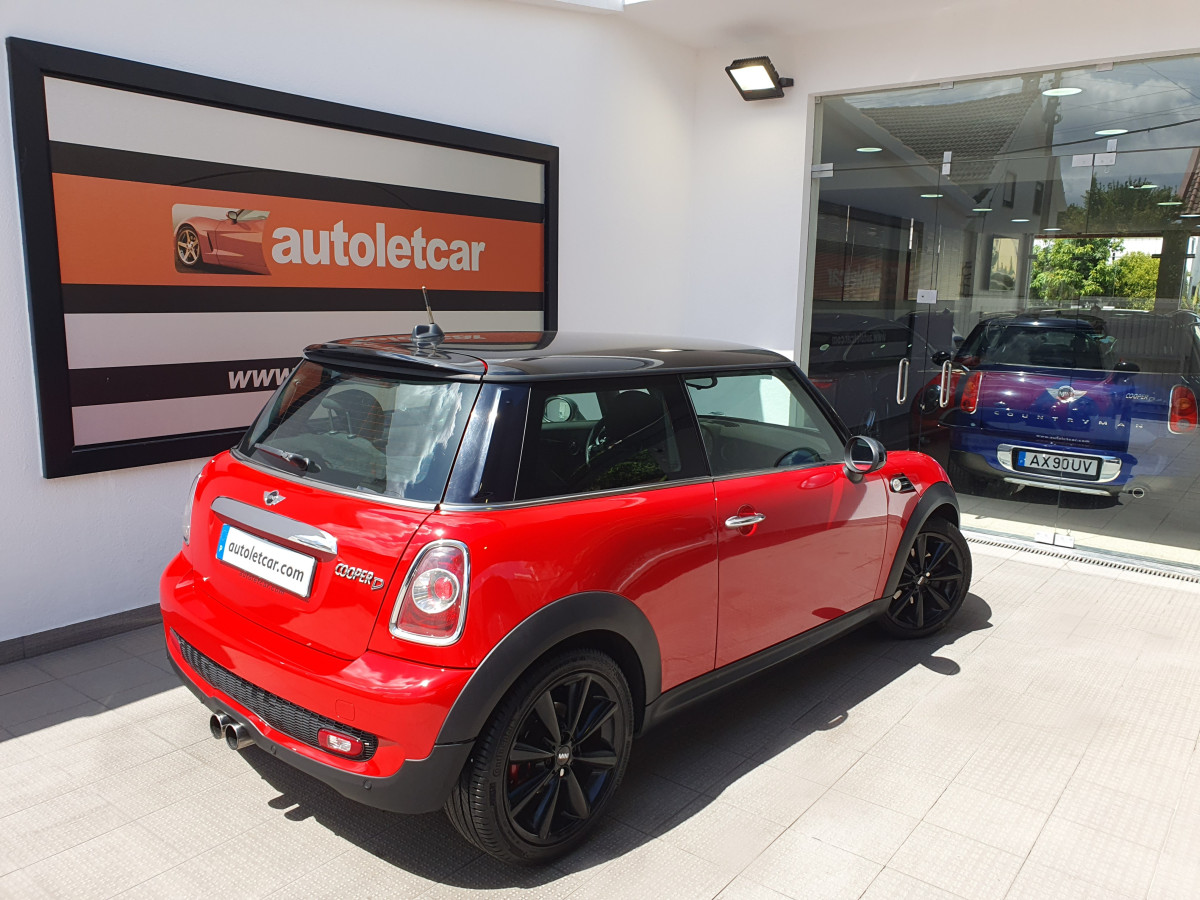 MINI COOPER 1.6 D