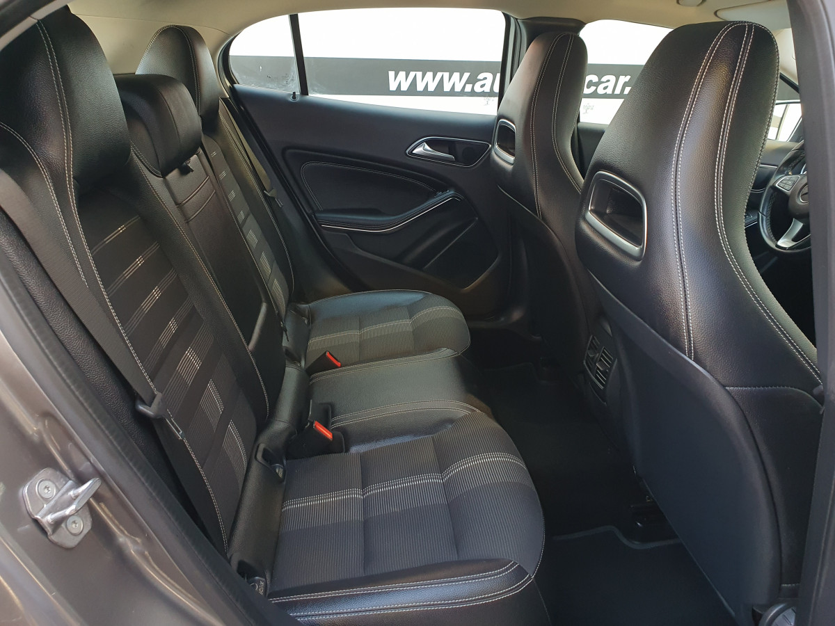 MERCEDES GLA 200 D URBAN