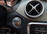 MERCEDES GLA 200 D URBAN