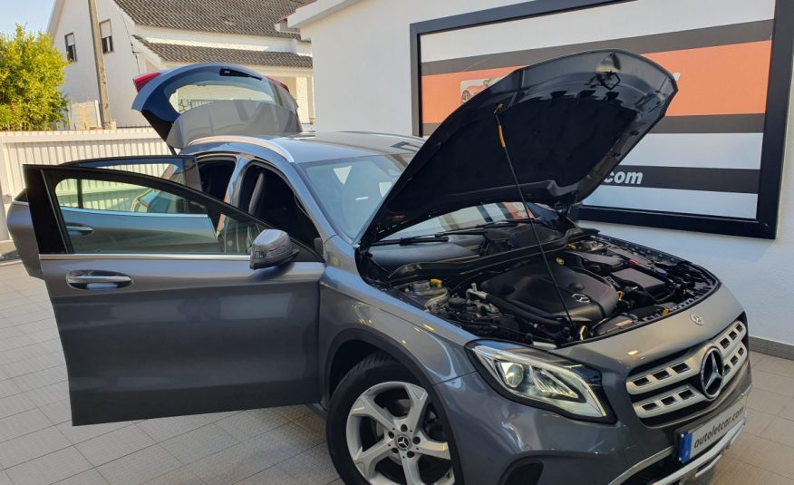 MERCEDES GLA 200 D URBAN