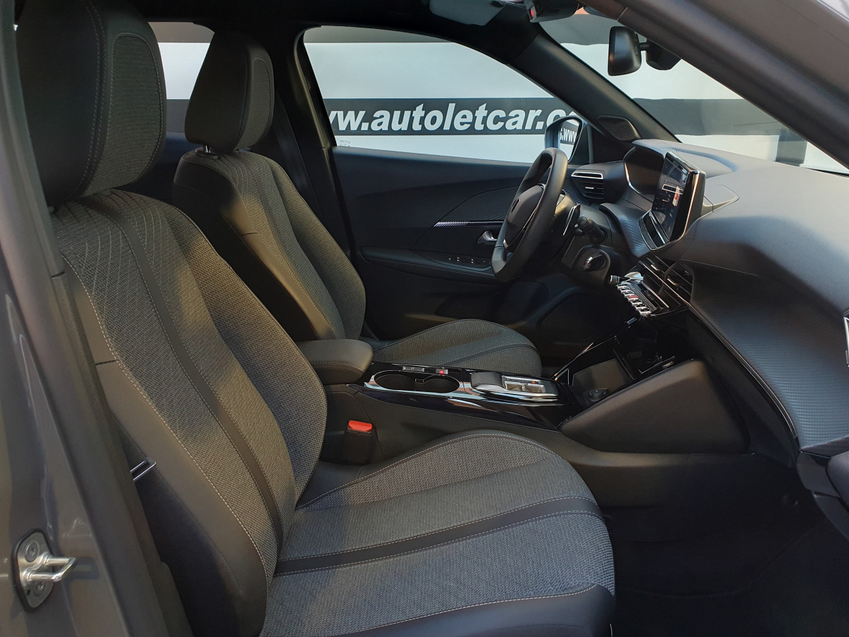 PEUGEOT 2008 1.2 HYBRID ALLURE AUTO