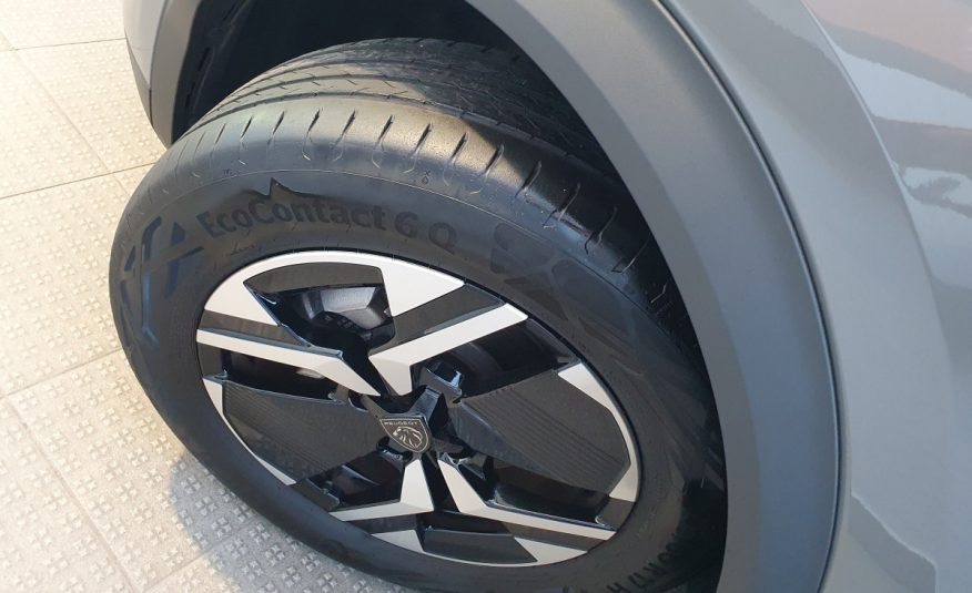 PEUGEOT 2008 1.2 HYBRID ALLURE AUTO