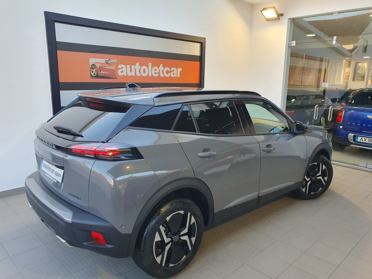 PEUGEOT 2008 1.2 HYBRID ALLURE AUTO