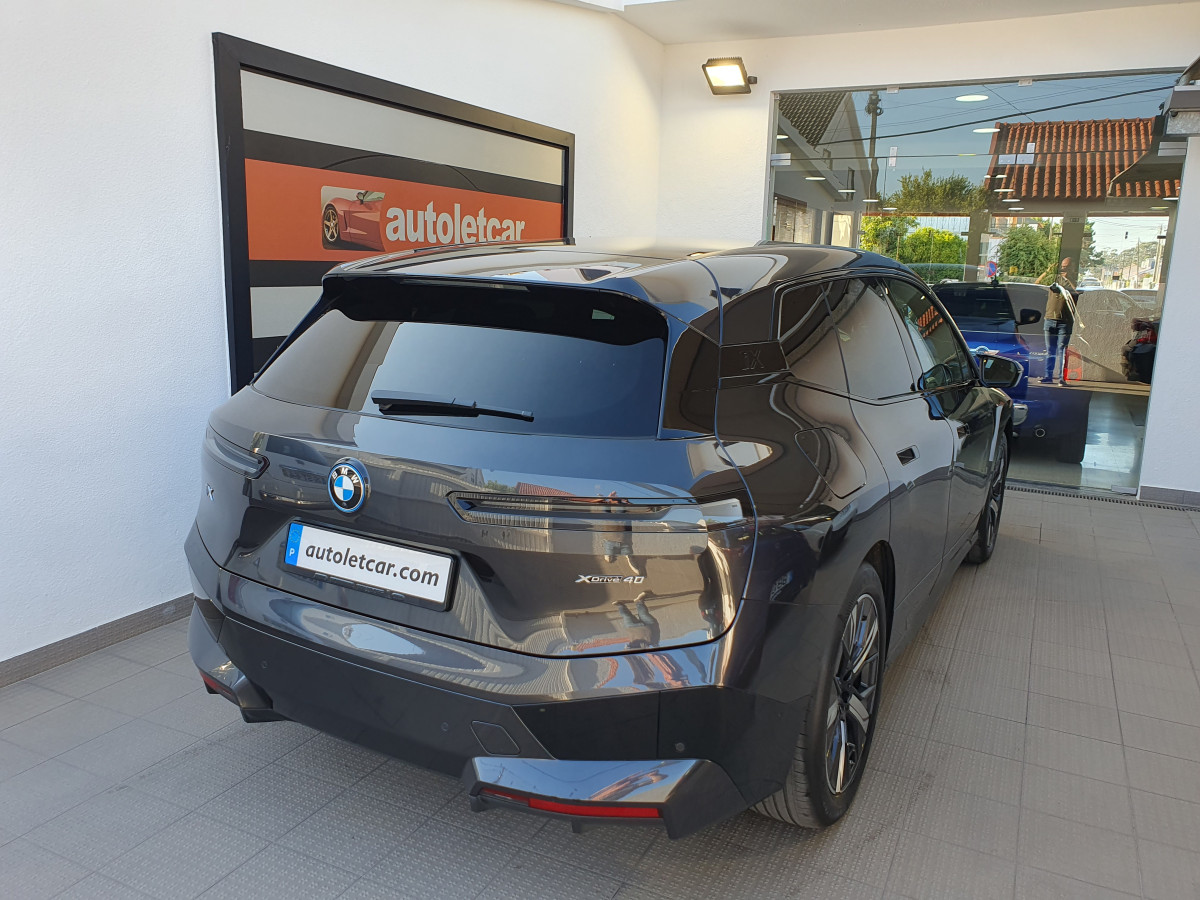 BMW IX XDRIVE 40 PACK DESPORTIVO