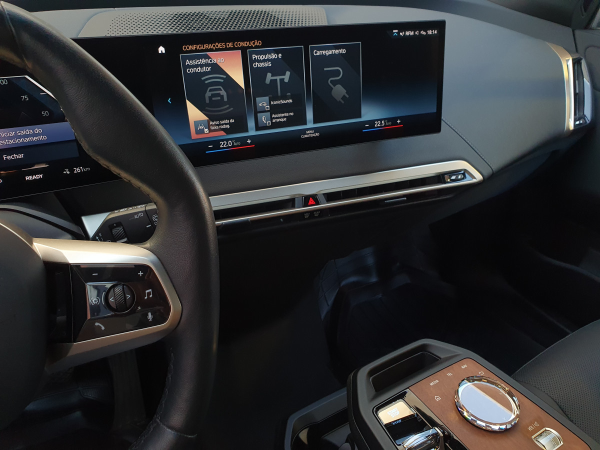 BMW IX XDRIVE 40 PACK DESPORTIVO