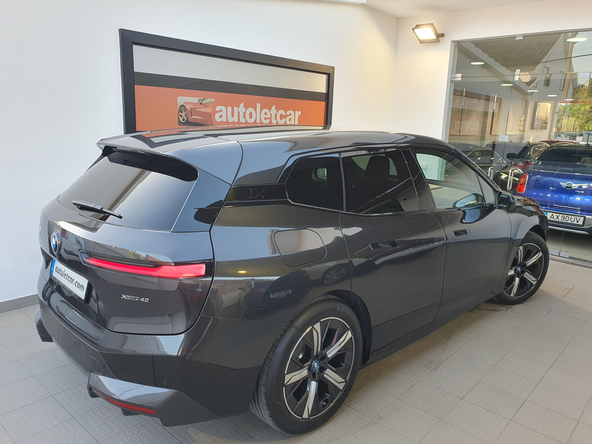 BMW IX XDRIVE 40 PACK DESPORTIVO