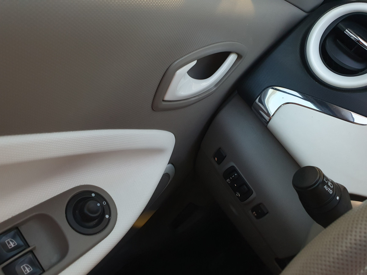 RENAULT ZOE LIFE