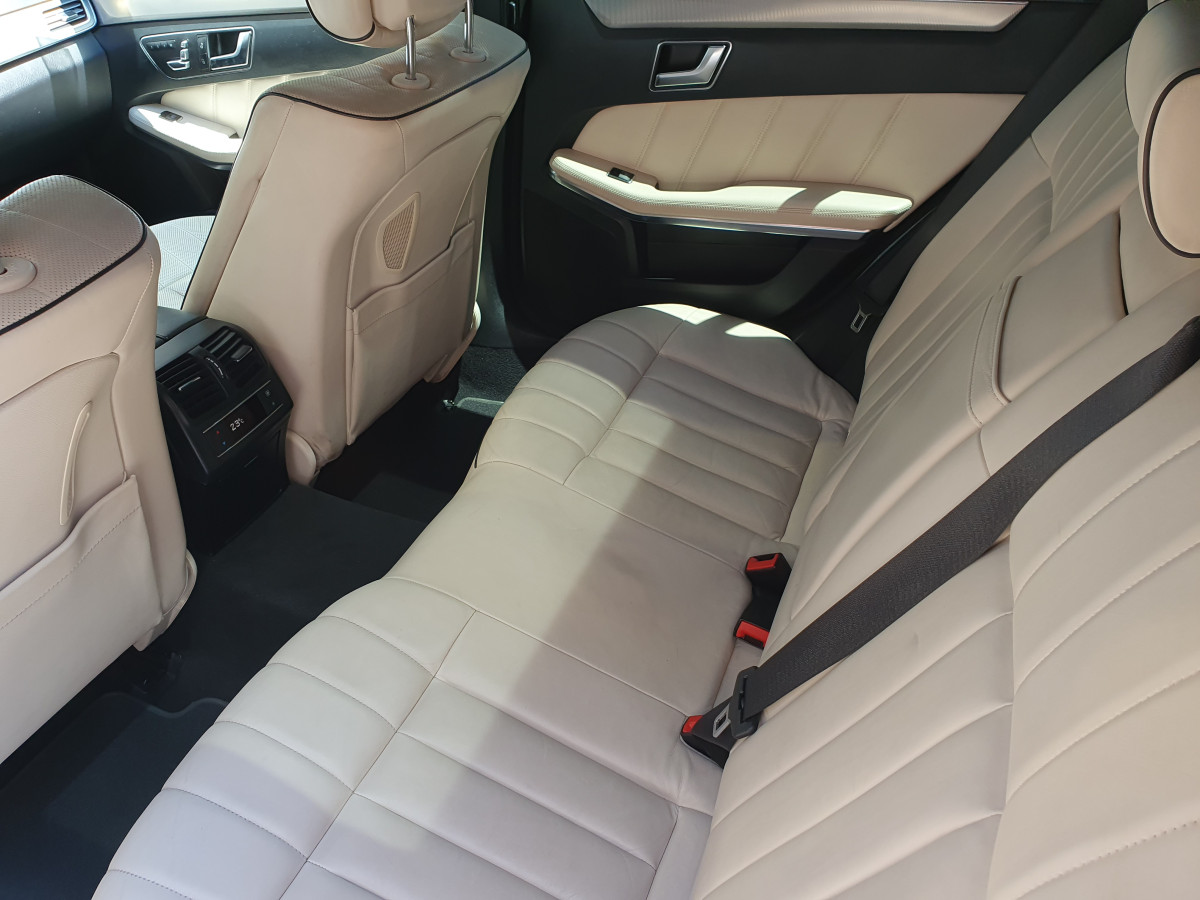 MERCEDES E 300 BLUETEC HYBRID STATION AMG EDITION