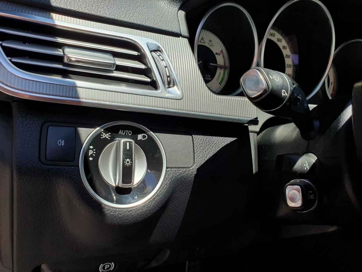 MERCEDES E 300 BLUETEC HYBRID STATION AMG EDITION