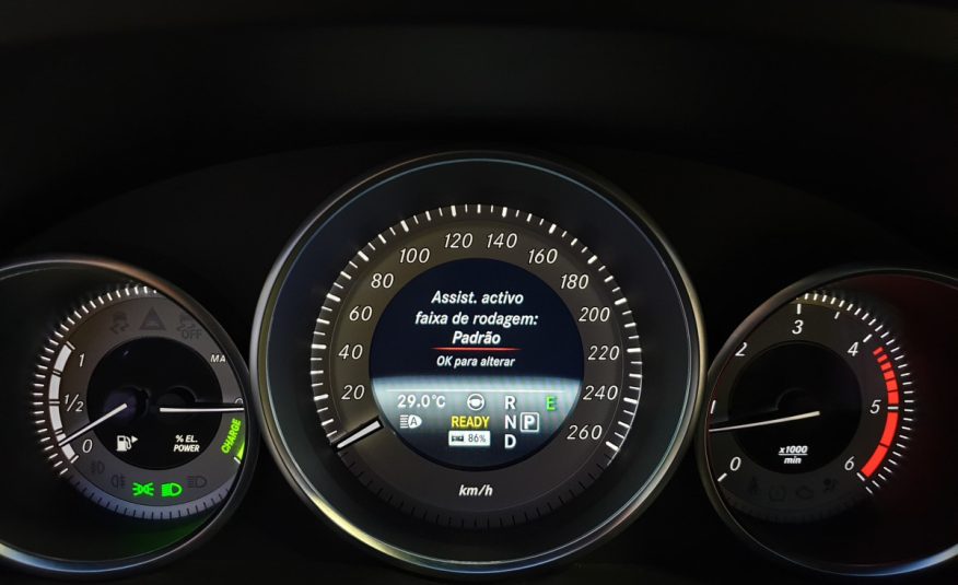 MERCEDES E 300 BLUETEC HYBRID STATION AMG EDITION