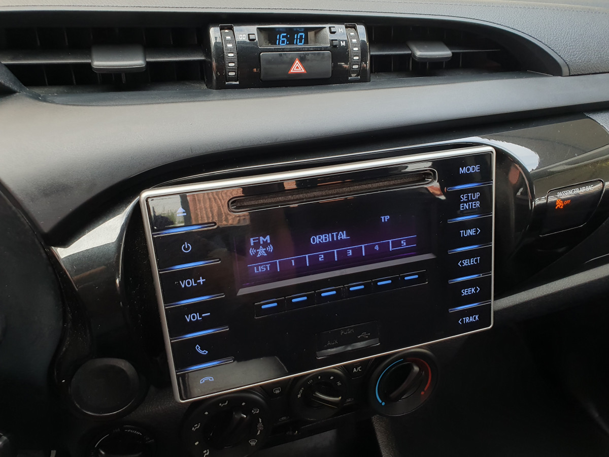 TOYOTA HILUX 2.4 D4D 4X4 3L